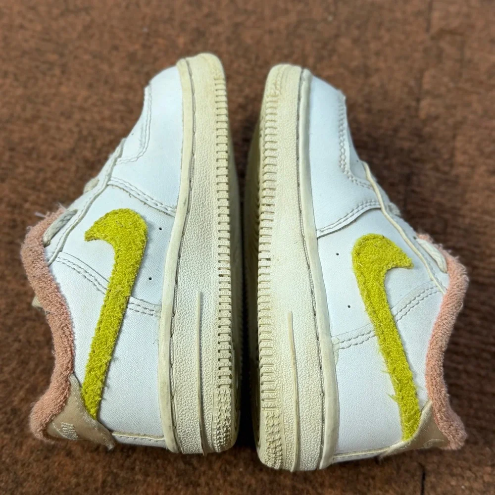 A+ Nike Air Force 1 Low Toddler 7C White Lime Green Peach DV2200-100 Sneaker